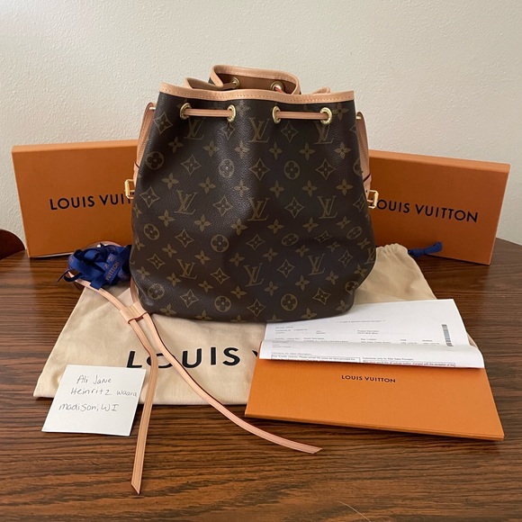 ♥️sold♥️Louis Vuitton Petite Noe Monogram Bucket Bag - Picture 3 of 16